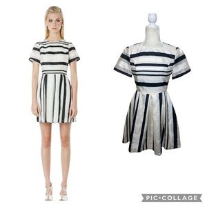Revolve Elliatt Cream & Black Stripe Fit & Flare Short Sleeve Dress Size Small